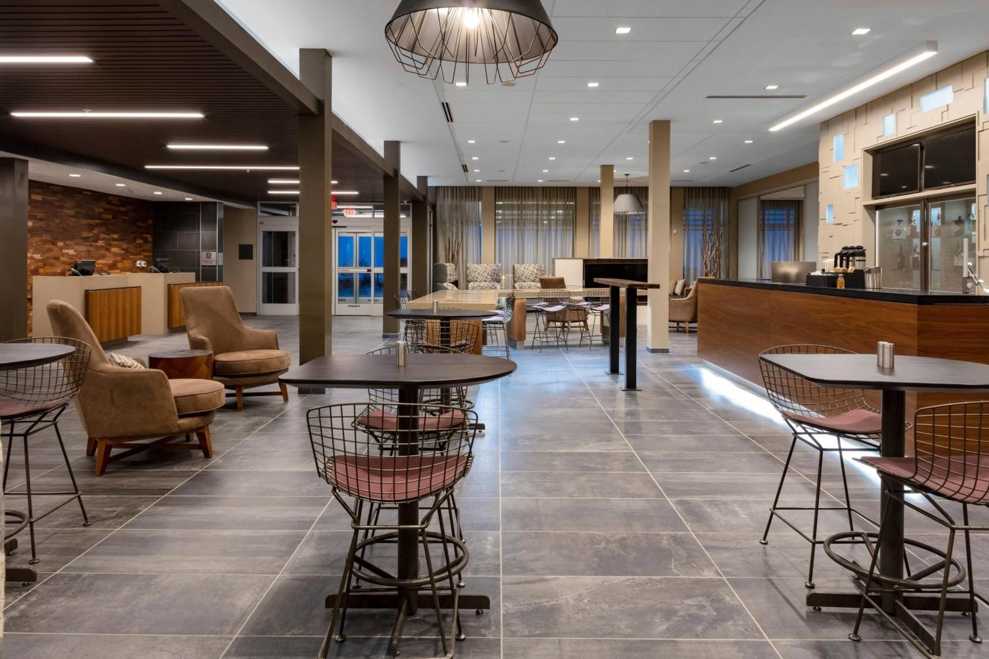 Courtyard By Marriott Indianapolis West-Speedway Hotel Ngoại thất bức ảnh